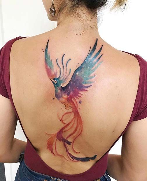Tatuagem feminina de fênix em aquarela 2021