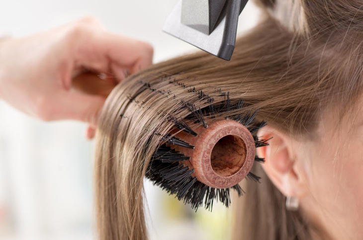 cabelo sendo secado