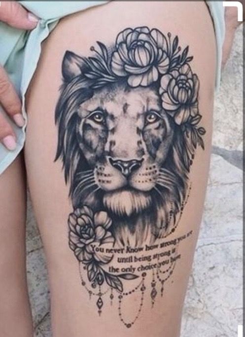 tatuagem feminina de animais na coxa