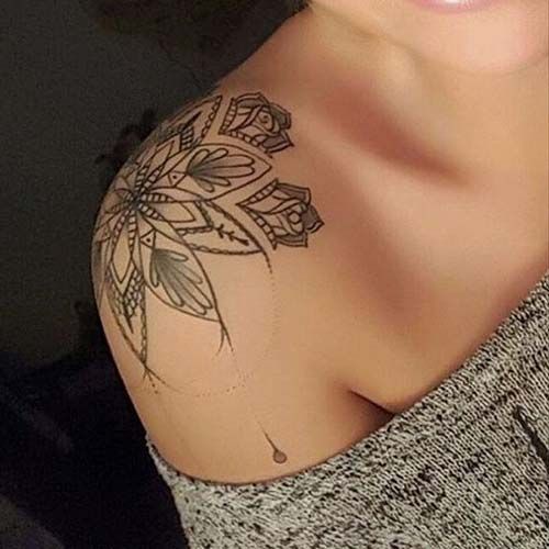 tatuagem feminina com sombreado no ombro Tatuagens Femininas