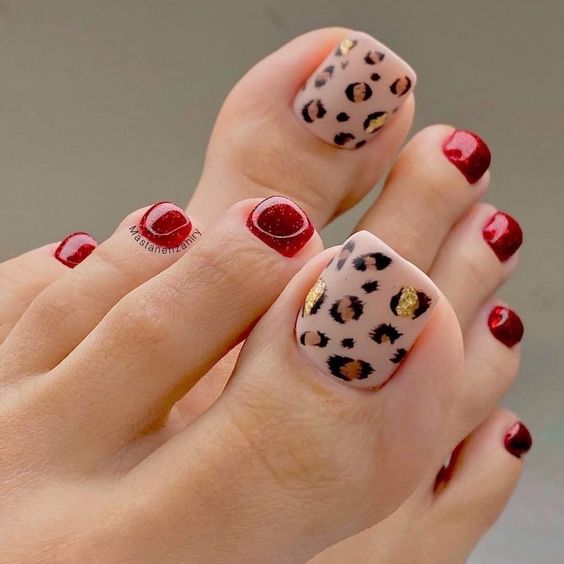 Animal print unhas (Pinterest)