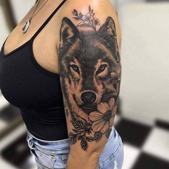 Tatto realista do lobo (Pinterest)