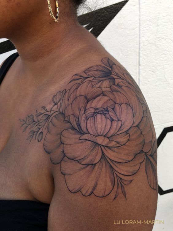 Tatuagem de flores (Pinterest)