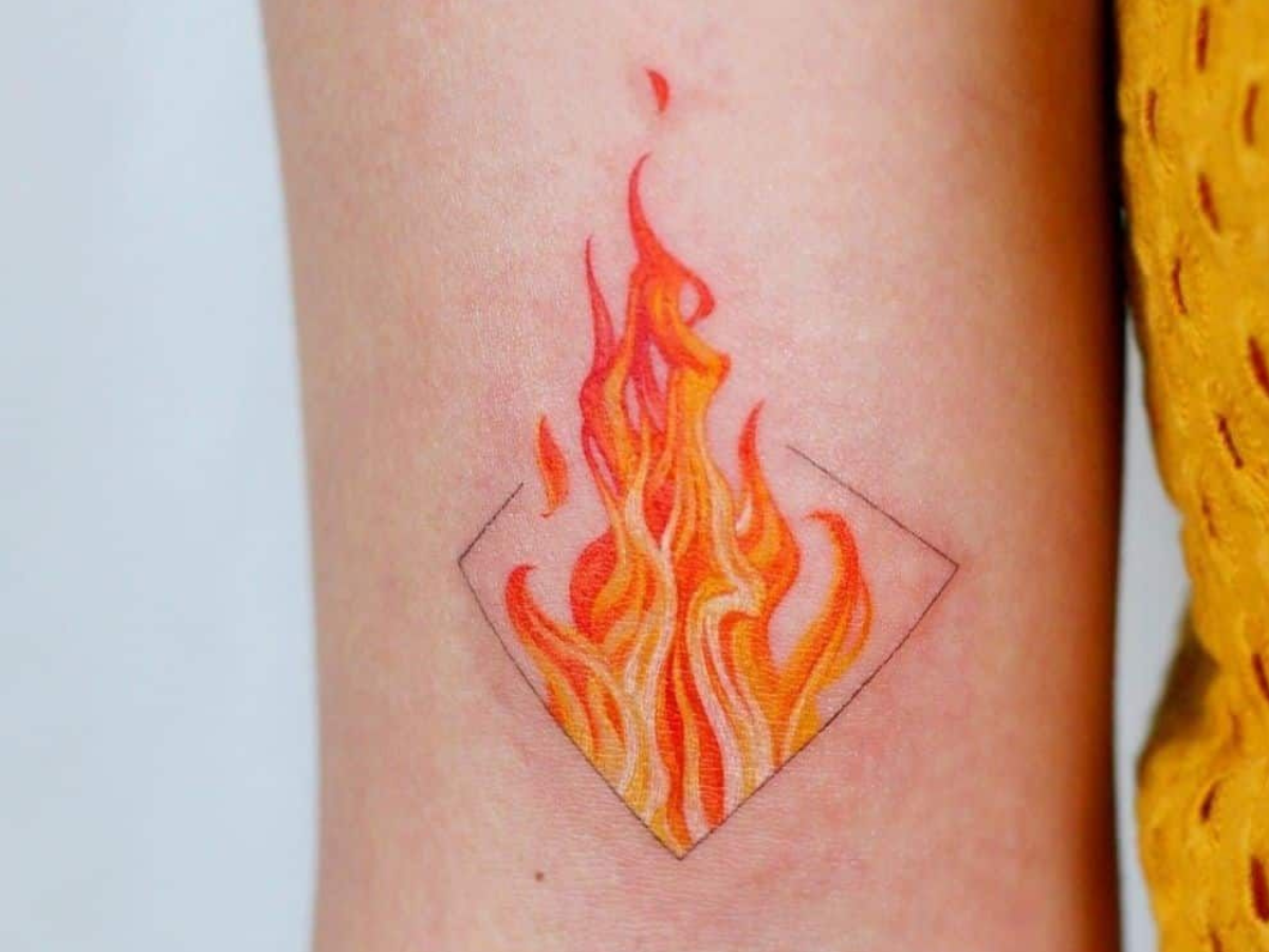Signo de fogo tatuagens simbolo
