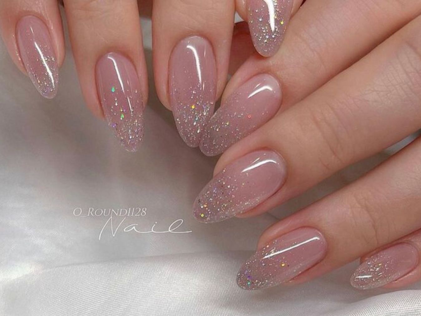 nail art delicadas para o signo de peixes 2