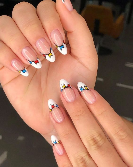 unhas com bandeirinha