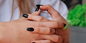 Inspirações de unhas pretas