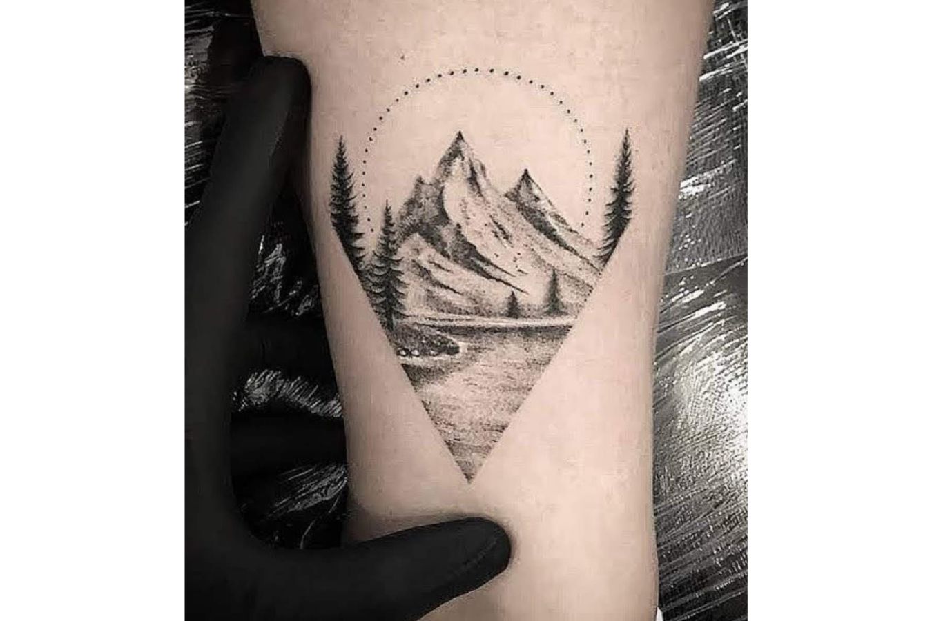 tatuagens signo de capricónio - montanhas