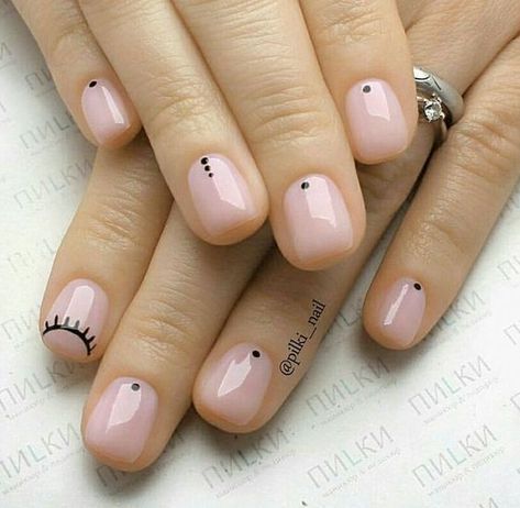 unhas leitosas minimalistas