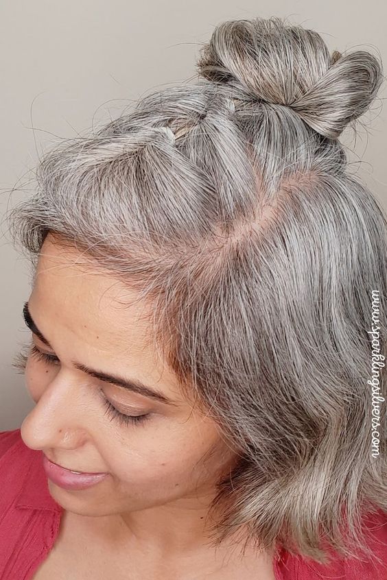 half ponytail - Penteados para Mulheres de cabelos curtos