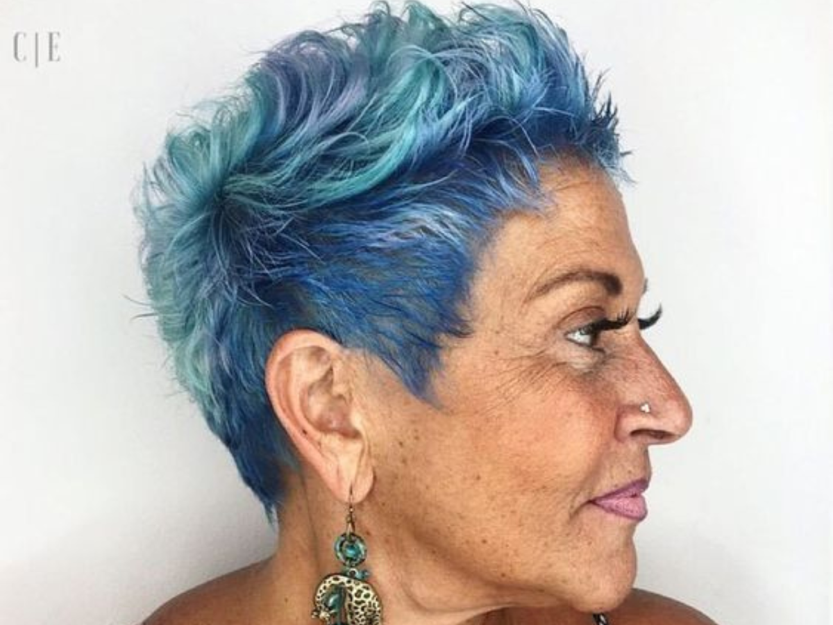 Inspirações de cabelo colorido para mulheres de 50 anos (Pinterest)