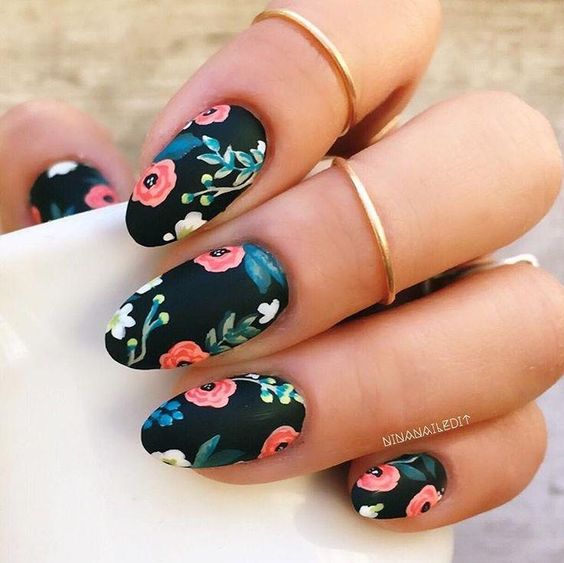 Unhas floridas Vintage (Pinterest) Unhas decoradas com flores