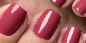 Unhas neutras modernas para inspirar - Expresso 413 - Sally Hansen (Pinterest)