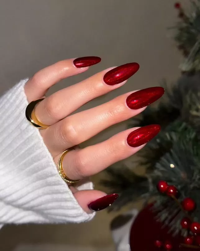 Unhas decoradas natal vermelho cereja cromado